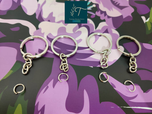 Silver colour keychain ring